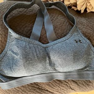 ⭐️5 for $25⭐️ UA sports bra